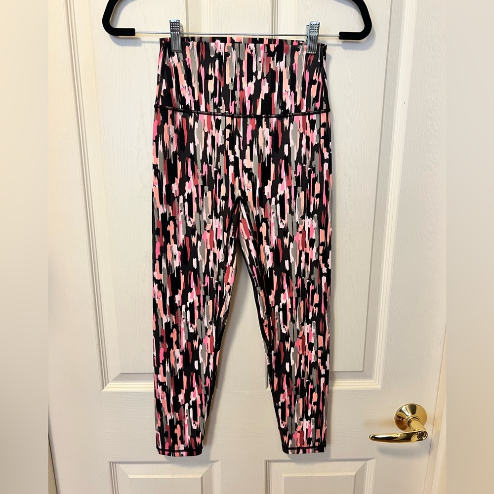 Born Primitive Synergy Abstract Pink and Black Leggings